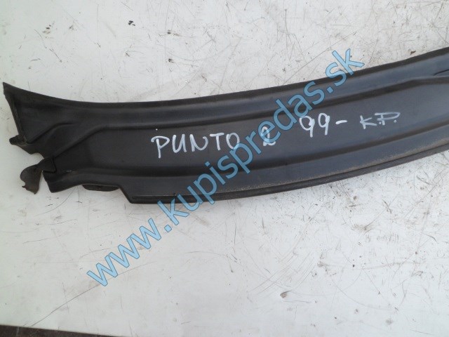 torpédo na fiat punto 2, plast pod stieračmi, 